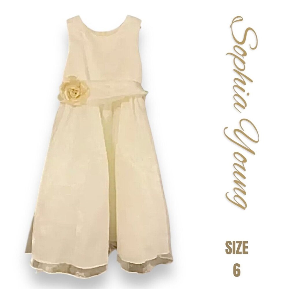 Girls Cream Colored Lace Flower Dress. Size 6. Worn Only Once. Beautiful Dress.